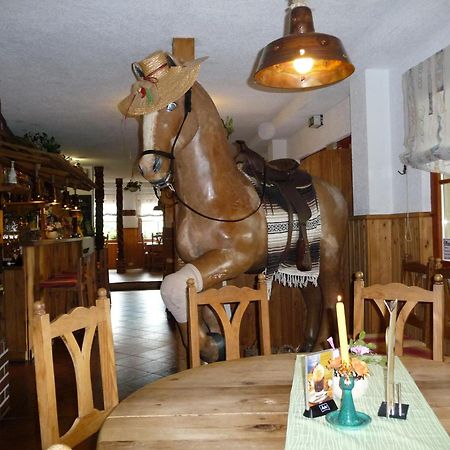 Steakhouse & Pension Crazy Horse 줄 외부 사진